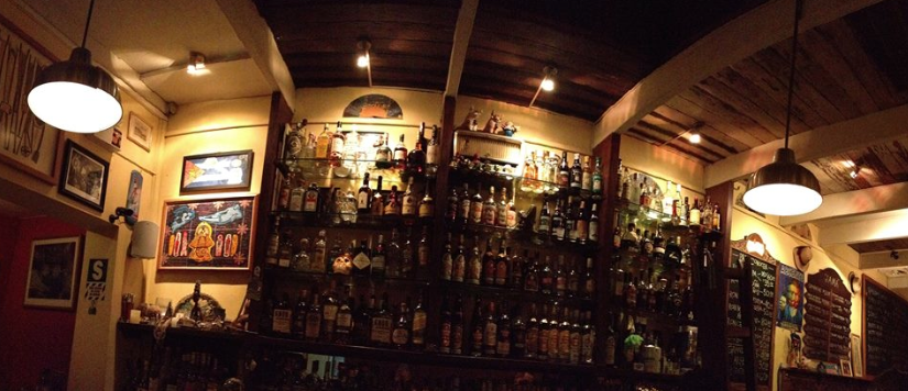 DE BARES POR MIRAFLORES