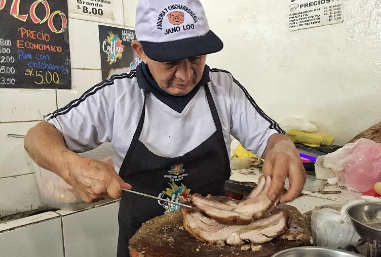 JANO LOO, CHICHARRONERO CHALACO