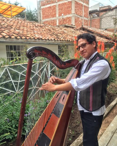 MOMENTO CUSCO: SIWARCITO, EL ARPISTA