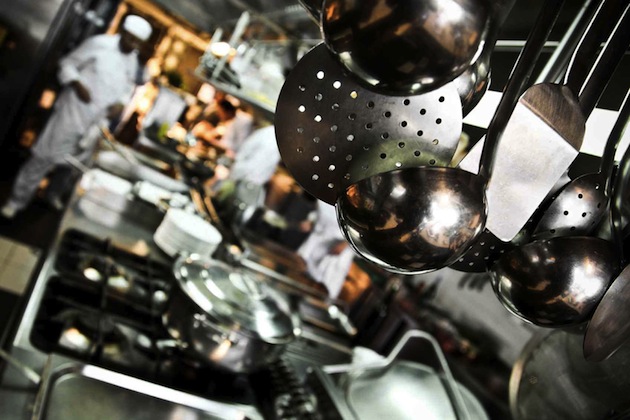 LAS MUJERES EN LA COCINA