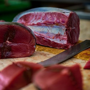 Foto de ATÚN SABROSO FUERA DE LA LATA, CÓMO USARLO Y LA RECETA DEL TATAKI