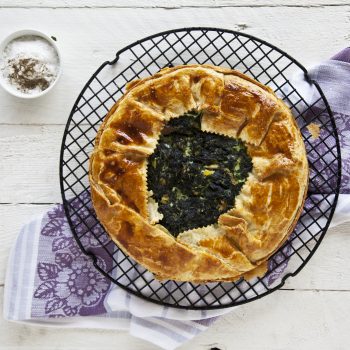 Foto de ESTA ES UNA DE LAS MEJORES RECETAS QUE VAN A ENCONTRAR: TORTA PASCUALINA O PASTEL DE ACELGA