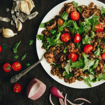 Foto de LUNES DE LENTEJAS: UNA NUEVA FORMA DE INCORPORARLAS A LA DIETA, EN ENSALADA