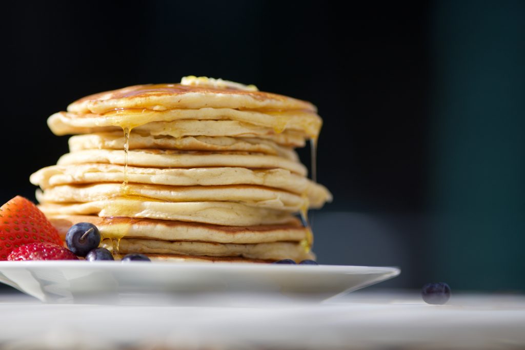 LOS PANQUEQUES CASEROS PERFECTOS Y LAS MIL POSIBILIDADES PARA ACOMPAÑARLOS