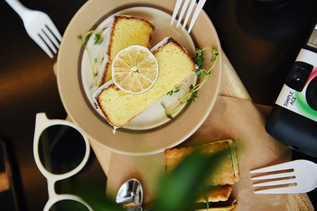 UN QUEQUE DE LIMÓN Y LAVANDA (SI ENCUENTRAN), COMO PARA VARIAR DE SABORES EN ESTA TEMPORADA