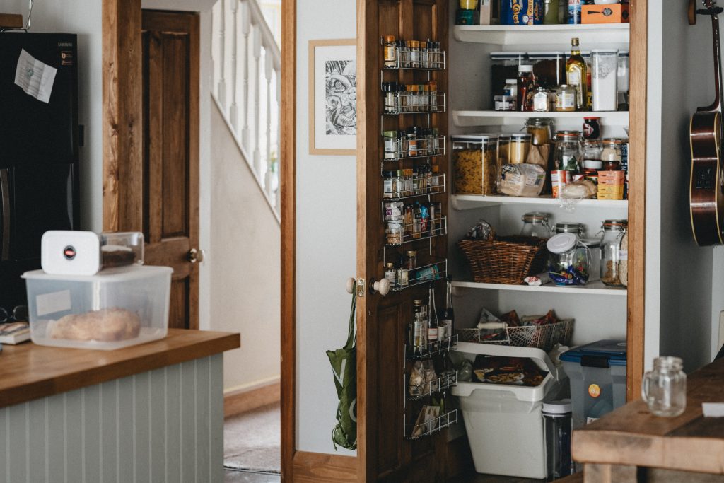 ESTAS SON ALGUNAS DESPENSAS DE RESTAURANTES: DE TODO PARA LLEVAR A CASA