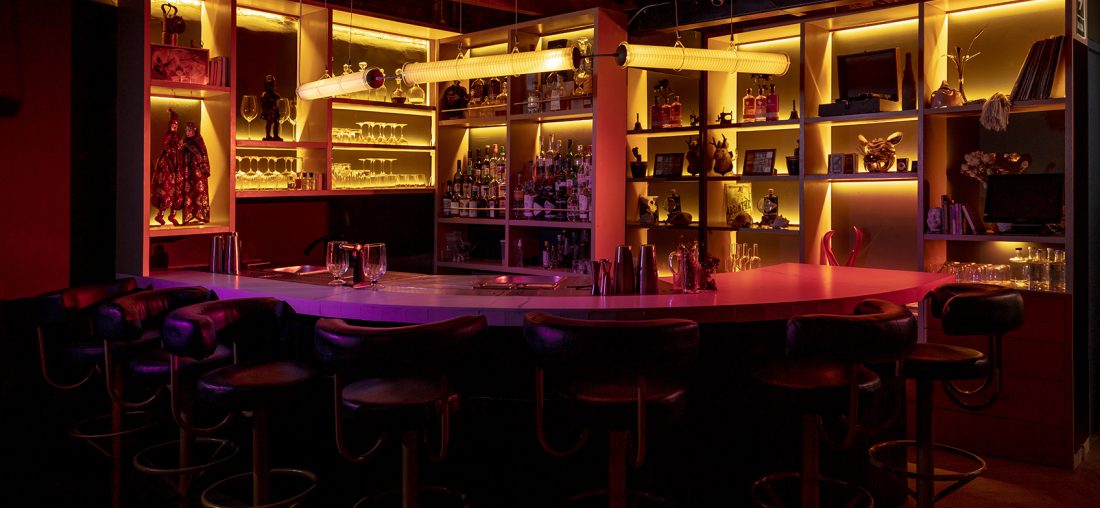 THE LIBRARY, EL SPEAKEASY DE CUSCO