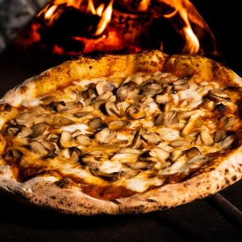 Foto de PIZZA PARA GRANDES Y CHICOS EN 500 GRADOS