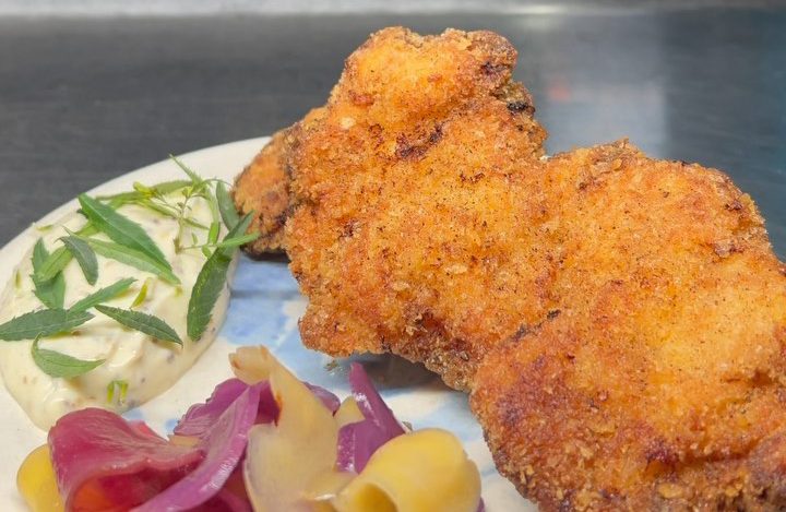 RECETA Y TIPS: MILANESA DE POLLO CROCANTE DE GABRIELA LEÓN