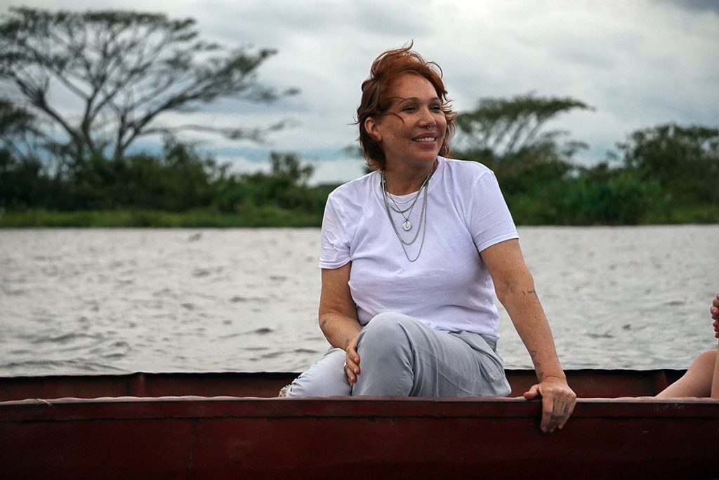 LEONOR ESPINOSA: ENCUENTRO DE CULTURAS Y TERRRITORIOS EN LA MESA