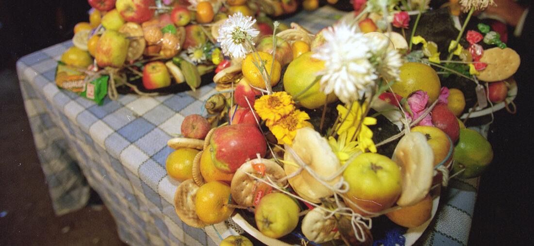 LA COSTUMBRE: SÍMBOLOS DE HOMENAJE AL AGUA