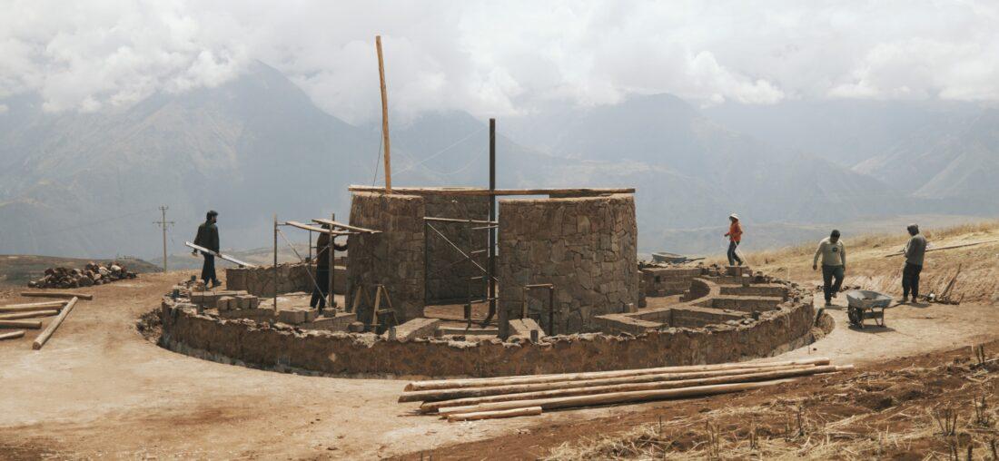 MÁS QUE UNA QOLLQA:  UNA MIRADA COLECTIVA AL PASADO PARA SOSTENER EL FUTURO 