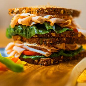 Foto de MAÑANA ES EL DÍA DEL PAN Y PARA LA HORA DEL LONCHECITO: ¿QUÉ PAN VA MEJOR CON CADA TIPO DE ALIMENTO?