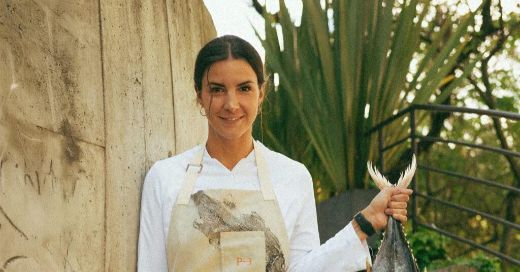 ISABELLA CHIRIBOGA: SOSTENER LA VISIÓN
