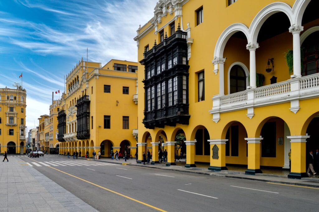 DESCARGA GRATIS LA GUÍA DEL CENTRO HISTÓRICO DE LIMA DE EL TRINCHE