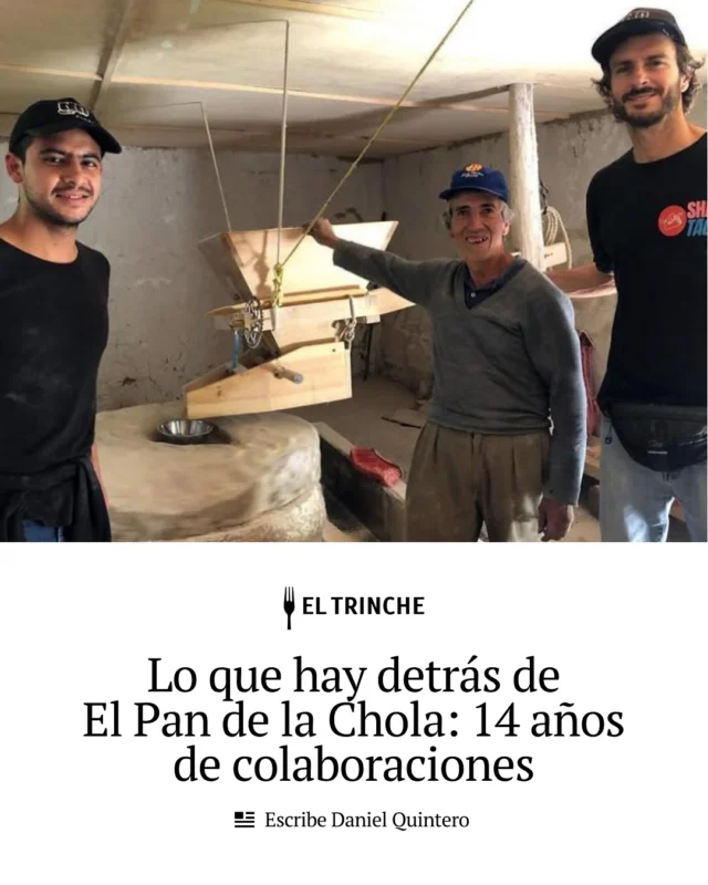 #Panadería. Conversamos con Jonathan Day de @elpandelachola sobre su conexión con el pan como símbolo y el valor del trabajo colectivo que hay detrás de cada masa. Una historia de intuición, oficio y respeto al productor.

📝Escribe @danielquintero 

🍴🗞️ Pueden leer la nota completa en www.eltrinche.com.

🔗 Link en nuestros stories o en el link en bio

#elpandelachola #entrevista #jonathanday #panadería #panaderíaartesanal #granosandinos #panaderíaperuana