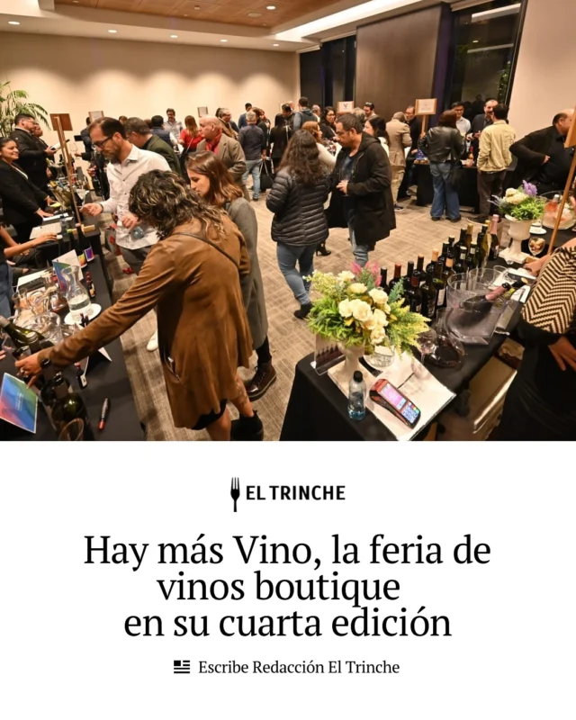 #Ferias. Regresa la feria especializada @haymasvino, un espacio que invita a descubrir los vinos de productores poco conocidos, etiquetas de producción limitada y bodegas boutique, que ofrecen al enófilo nuevos sabores y experiencias. Con degustaciones, catas y más, esta cuarta edición se realizará el 23 y 24 de mayo en el @hyattcentriclima, como siempre bajo la curaduría de la periodista y sommelier Melina Bertocchi @palabradevino. Las entradas están disponibles en Teleticket e incluyen una copa de cristal Stölzle y 15 tickets para degustaciones.

📝 Escribe @eltrinchecom 

🍴🗞️ Pueden leer la nota completa en www.eltrinche.com.

🔗 Link en nuestros stories o en el link en bio.

#haymásvino #vinosboutique #enología #feriaenológica #melinabertocchi #sommelier #palabradevino #eltrinchecom 

ADVERTENCIA: TOMAR BEBIDAS ALCOHÓLICAS EN EXCESO ES DAÑINO