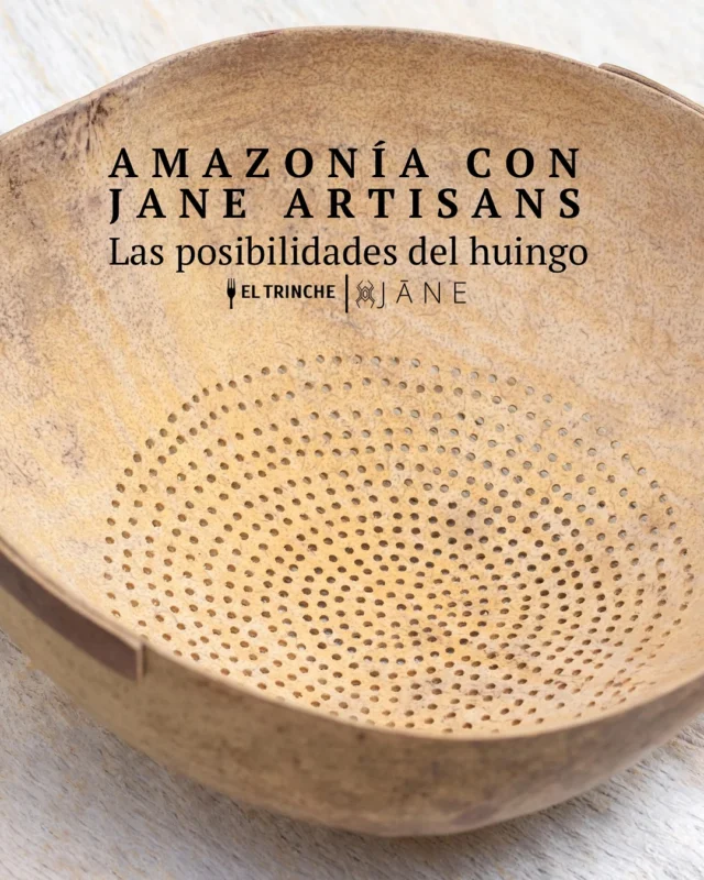 #JaneArtisans. Arrancamos nuestra sección de insumos de la Amazonía con la sabiduría y colaboración de Jane.Artisans (Tarapoto). Cada 15 días les iremos contando un poco más sobre un producto o ingrediente del día a día de las más de 50 etnias que habitan esta región. El primero es el huingo, nombre común de Crescentia cujete, un árbol conocido también como tutuma, jícaro o calabazo en distintas regiones de la Amazonía peruana. Este árbol produce frutos con cáscara dura que se utiliza en varios pueblos originarios para fabricar recipientes artesanales o pates, objetos decorativos, carteras, portamaceteros, maracas, entre otros. En medicina tradicional para tratar diversas afecciones como diarrea, resfriados y bronquitis. 

📝 Escribe @eltrinchecom 

#collab #amazonía #huingo #insumos #peru #selvaperuana